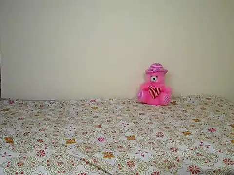 Naughtyy stripgirl online show from September 14, 2025, 7:35 pm