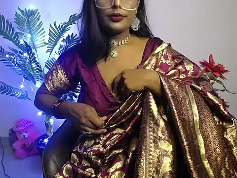 Naughtyy stripgirl online show from September 23, 2025, 4:21 pm