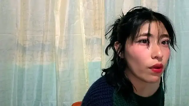 Sullyoonn online show from October 29, 2025, 11:17 pm