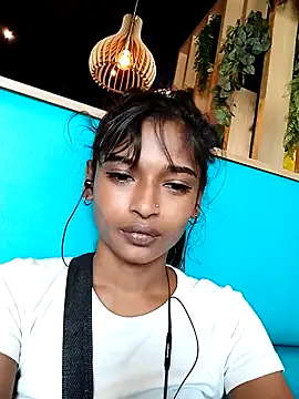 Snapshot of Alexia_holbert chatting on October 31, 2025, 9:21 am Alexia holbert online show from October 31, 2025, 9:21 am