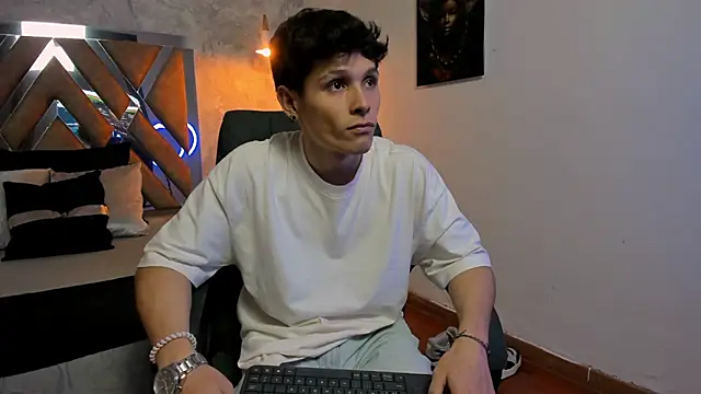 kraven lust online show from November 20, 2025, 3:07 am