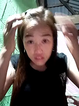 Snapshot of Vuong_x chatting on October 23, 2025, 1:10 pm Vuong x online show from October 23, 2025, 1:10 pm