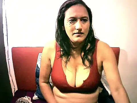 Indiansexyboobs18 online show from November 30, 2025, 1:37 pm