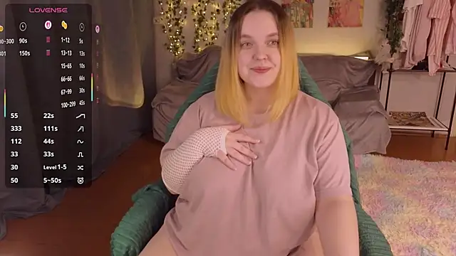 Snapshot of Aki_nohana chatting on December 1, 2025, 4:23 pm Aki nohana online show from December 1, 2025, 4:23 pm