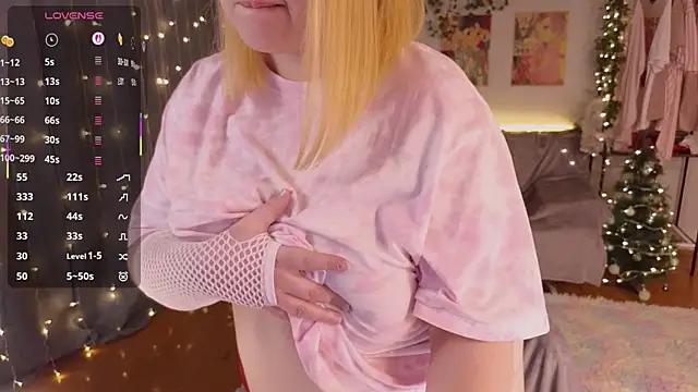 Snapshot of Aki_nohana chatting on December 22, 2025, 6:38 pm Aki nohana online show from December 22, 2025, 6:38 pm