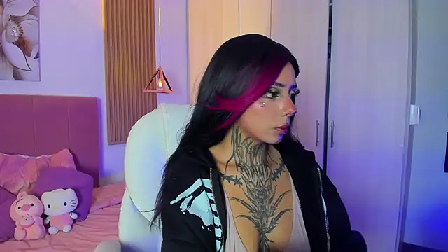 KoraRousee online show from September 20, 2025, 1:01 pm