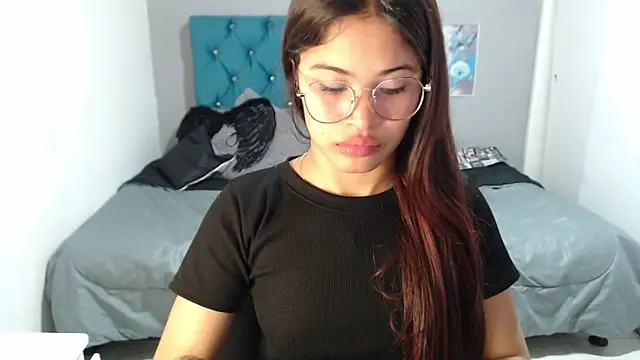 Snapshot of mia_sexgirl chatting on February 16, 2026, 12:34 pm mia sexgirl online show from February 16, 2026, 12:34 pm