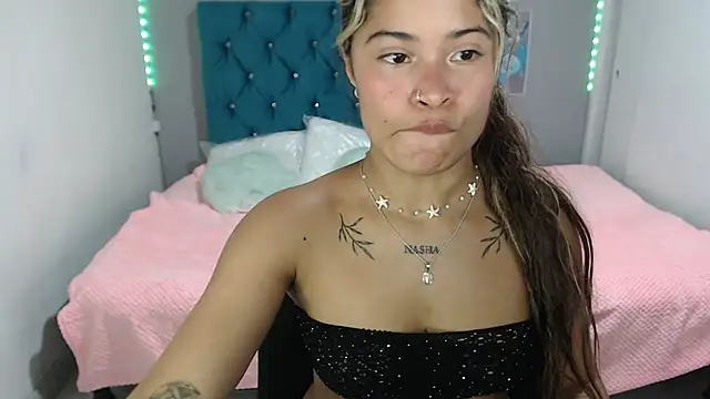 Snapshot of mia_sexgirl chatting on June 3, 2026, 2:33 pm mia sexgirl online show from June 3, 2026, 2:33 pm