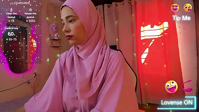 ShanaJamil online show from September 26, 2025, 12:09 pm