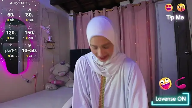 ShanaJamil online show from February 2, 2026, 12:15 pm