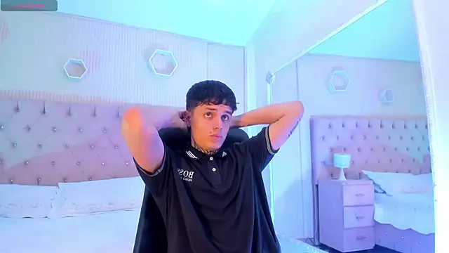 Declan-Fox online show from October 24, 2025, 4:20 am