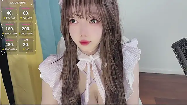 Lucky Cici online show from February 4, 2026, 10:04 pm