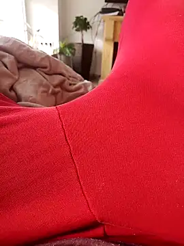 fullystroked online show from October 31, 2025, 12:06 pm