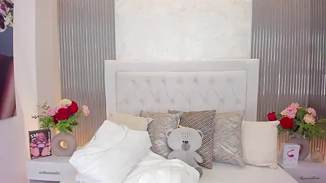 MelodySweetHoney online show from November 12, 2025, 3:34 pm