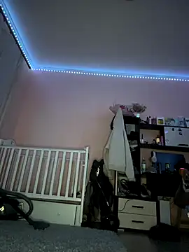 milka catt online show from October 7, 2025, 7:33 pm