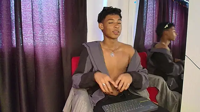 CoffeNaughty nom online show from September 21, 2025, 1:57 pm