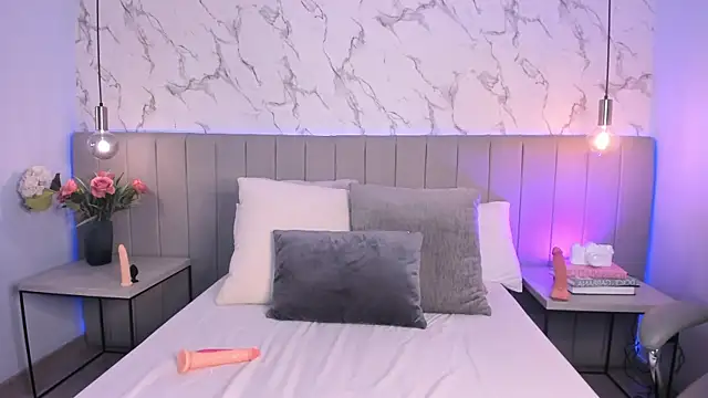 Amber Santana online show from October 2, 2025, 9:22 pm