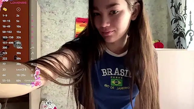Cuteviola online show from May 29, 2026, 12:41 am