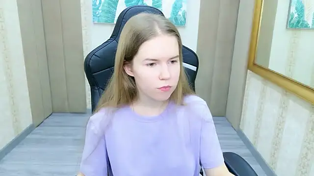 Alida Brice online show from November 13, 2025, 6:12 am