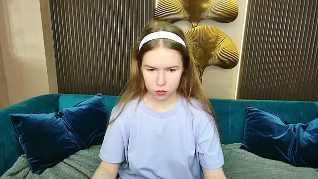 Alida Brice online show from November 25, 2025, 5:29 am