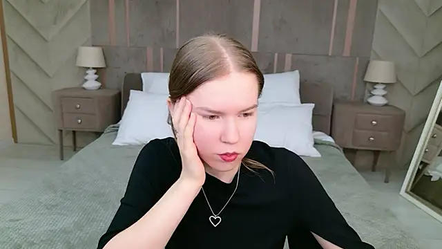 Alida Brice online show from February 8, 2026, 5:44 am