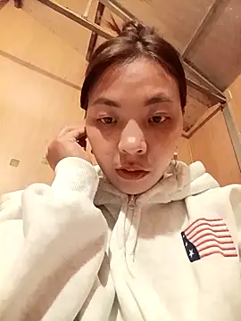 -Miu-98 online show from April 2, 2026, 4:37 pm