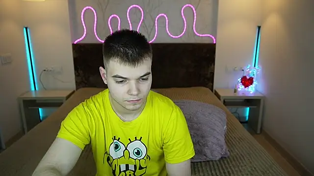 Snapshot of Vikki_George chatting on November 28, 2025, 1:08 am Vikki George online show from November 28, 2025, 1:08 am