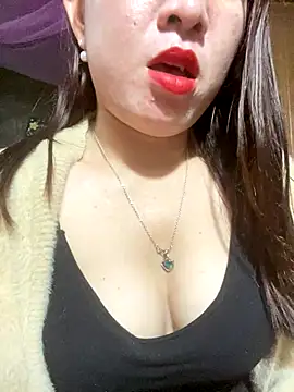 Luna-ass online show from December 19, 2025, 1:23 am