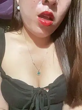 Luna-ass online show from March 18, 2026, 1:36 pm