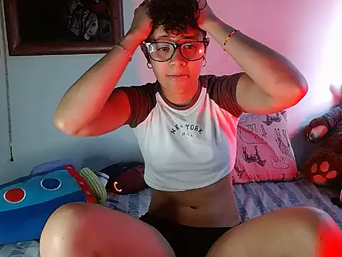 Jade Rayden online show from February 3, 2026, 4:23 pm