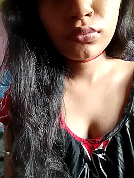 Snapshot of soni2005 chatting on February 25, 2026, 3:38 am soni2005 online show from February 25, 2026, 3:38 am