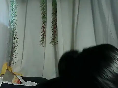 Huntrix2025 online show from March 9, 2026, 7:34 am