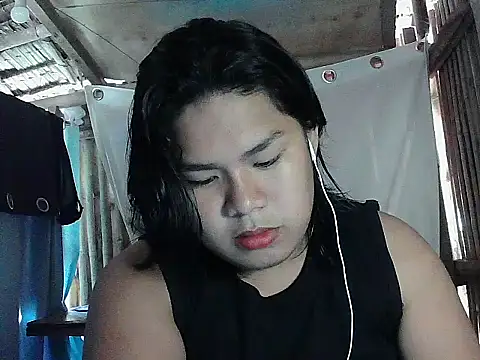 Huntrix2025 online show from April 13, 2026, 6:30 am