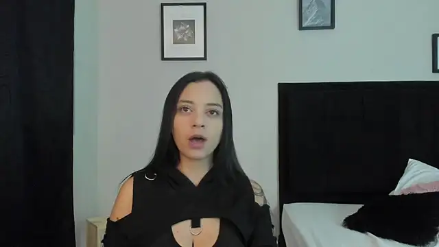 Snapshot of Sab_Brand chatting on October 24, 2025, 7:21 pm Sab Brand online show from October 24, 2025, 7:21 pm
