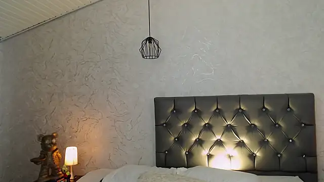 Sabriinaa Foxx online show from April 4, 2026, 3:31 pm