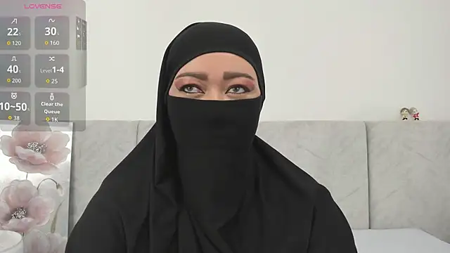 Snapshot of Jadiya_ chatting on October 8, 2025, 12:03 pm Jadiya  online show from October 8, 2025, 12:03 pm