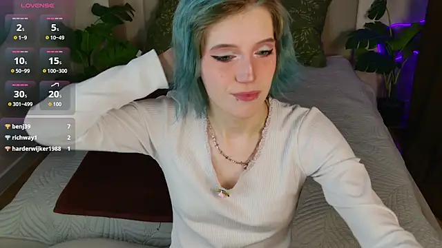 MorgyAsuna  online show from October 10, 2025, 8:41 pm