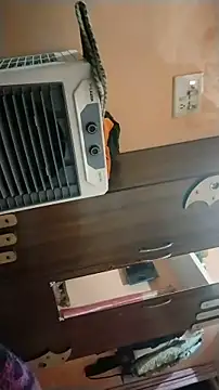 monarani5986 online show from December 4, 2025, 4:27 pm