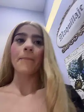 Snapshot of ChloeLaurentt chatting on April 29, 2026, 1:48 pm ChloeLaurentt online show from April 29, 2026, 1:48 pm