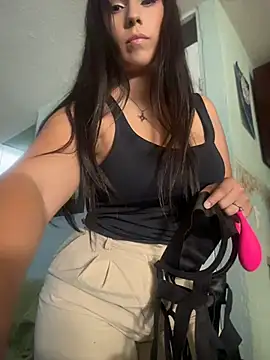 Nicol X online show from April 28, 2026, 4:23 pm