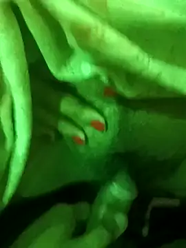 Stud 84780 online show from November 15, 2025, 7:32 pm