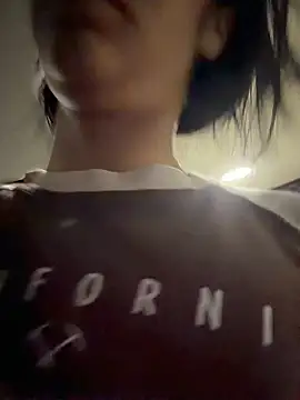 Isabella-Teen online show from April 9, 2026, 2:00 am