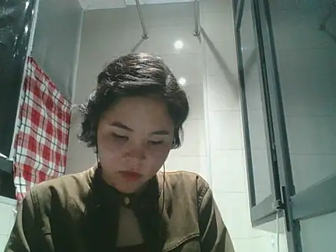 JennyCarpenter online show from November 8, 2025, 11:32 am