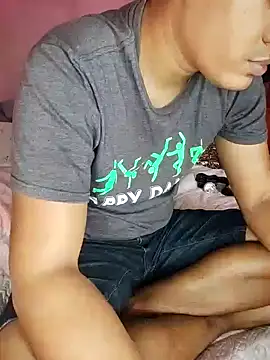 Snapshot of Zarul98 chatting on November 17, 2025, 2:06 am Zarul98 online show from November 17, 2025, 2:06 am