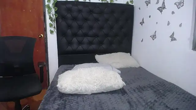 Snapshot of isabel_09 chatting on October 28, 2025, 3:36 pm isabel 09 online show from October 28, 2025, 3:36 pm