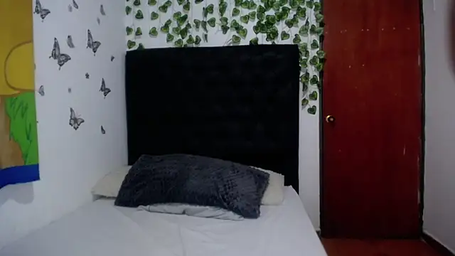 Snapshot of isabel_09 chatting on November 28, 2025, 3:14 pm isabel 09 online show from November 28, 2025, 3:14 pm