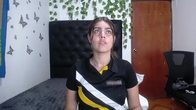 Snapshot of isabel_09 chatting on January 9, 2026, 2:47 am isabel 09 online show from January 9, 2026, 2:47 am