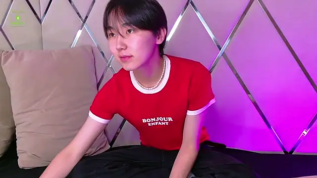 Snapshot of HeejinWang chatting on September 23, 2025, 8:23 pm HeejinWang online show from September 23, 2025, 8:23 pm