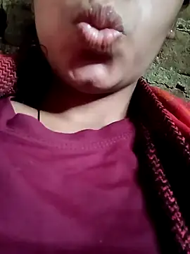 Aaisha-16 online show from December 1, 2025, 2:49 am