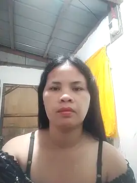 sweet bella16 online show from September 18, 2025, 8:44 pm